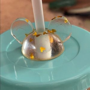 Straw topper